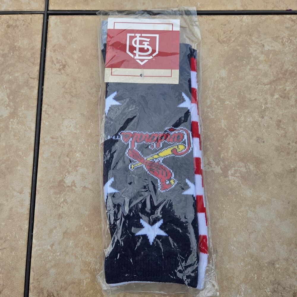 St. Louis Cardinals 4th of July 2017 Stadium Giveaway Patriotic Socks Sealed NIP